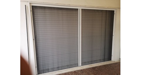 PVC συρομενο με σιτα πλισσε