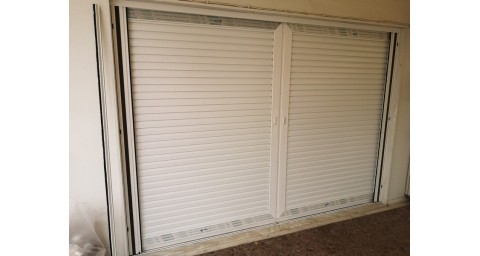 PVC συρομενο παντζουρι