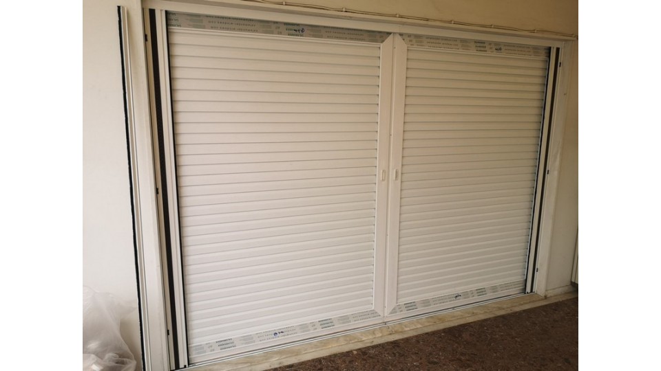 PVC συρομενο παντζουρι